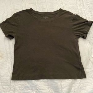 Athleta olive green athletic loose top in size extra small